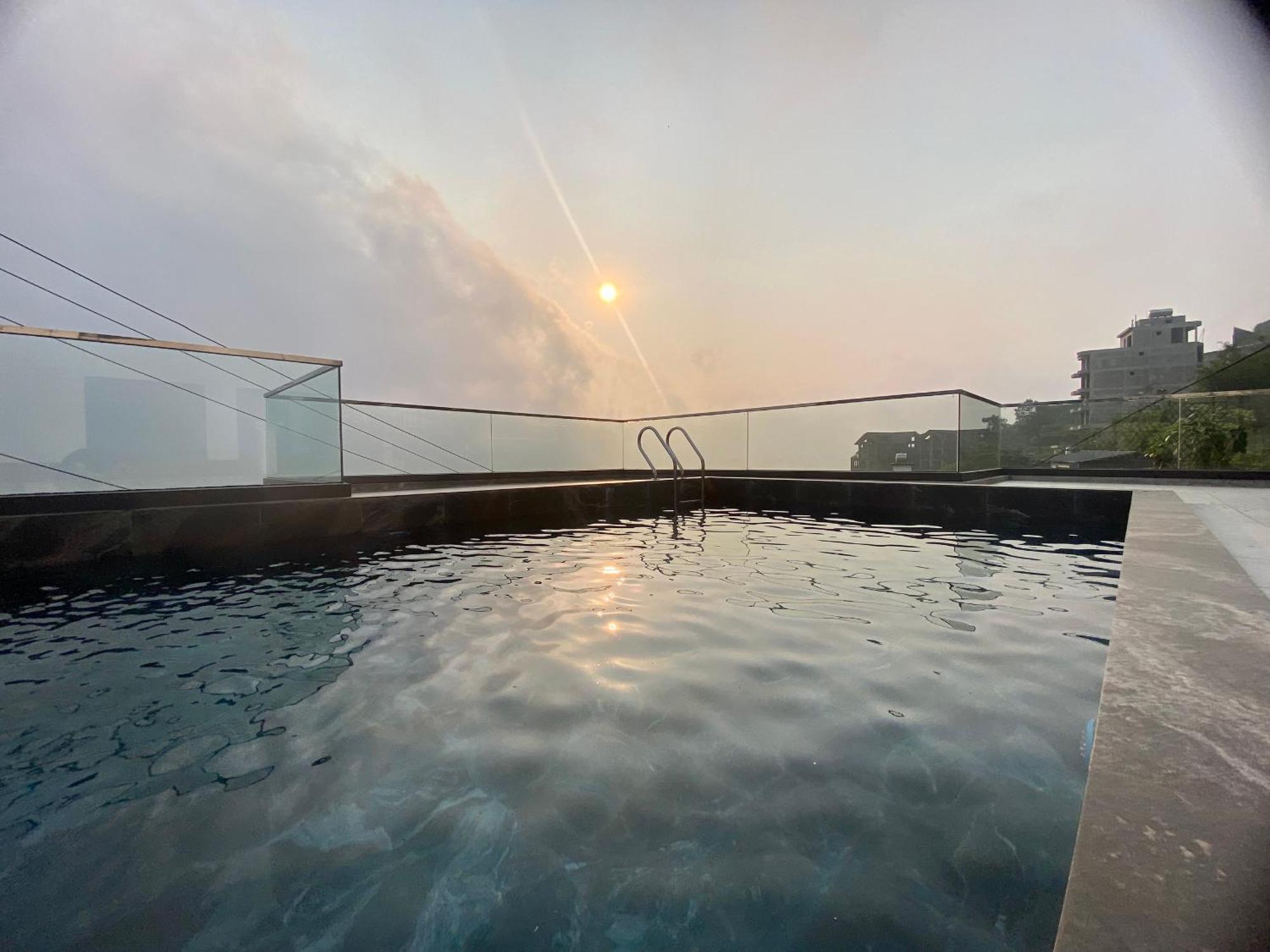 Blue Moon Tam Dao Hotel Bagian luar foto